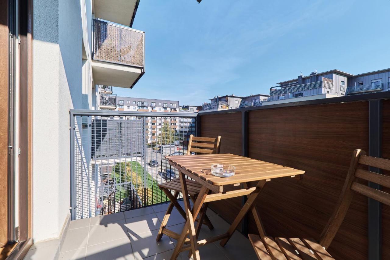 Nowa Teczowa Apartments Promenada Staromiejska By Noclegi Renters Breslavia Exterior foto