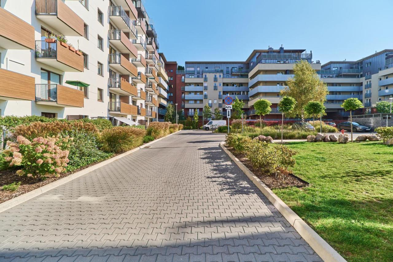 Nowa Teczowa Apartments Promenada Staromiejska By Noclegi Renters Breslavia Exterior foto