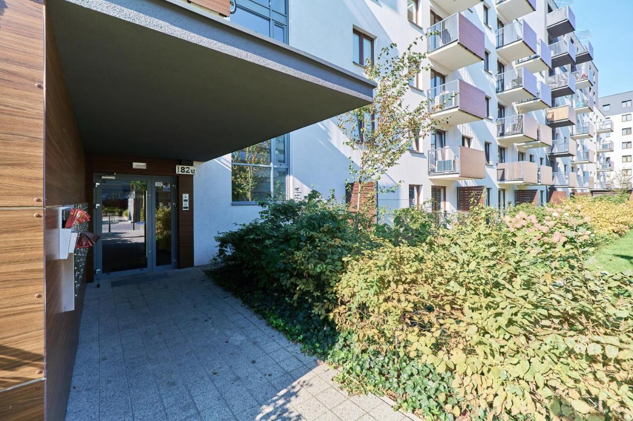 Nowa Teczowa Apartments Promenada Staromiejska By Noclegi Renters Breslavia Exterior foto